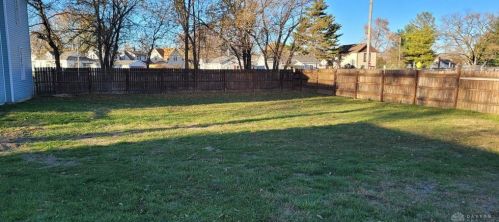 483 Miami Ave, Xenia OH  45385-5082 exterior