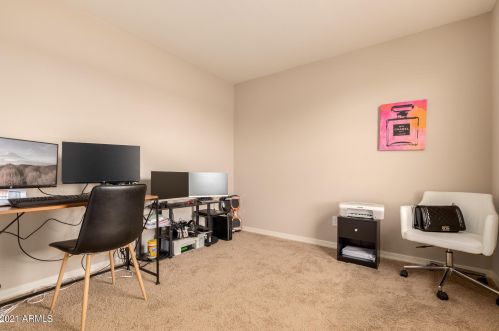 3821 79th Dr, Phoenix AZ  85033-3501 exterior