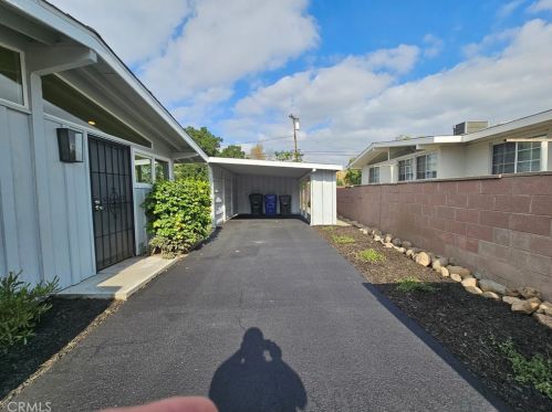 6758 Dwight Way, San Bernardino CA  92404-5536 exterior