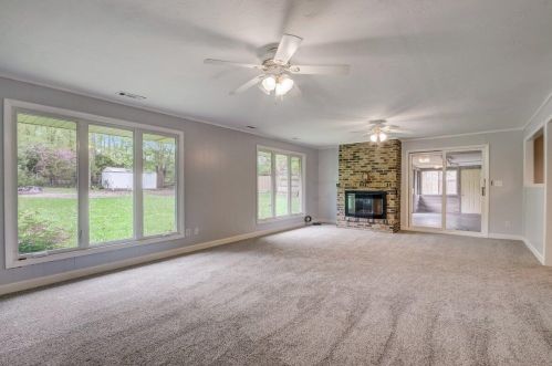 12130 44 Ave, Kenosha WI 53144-1353 exterior