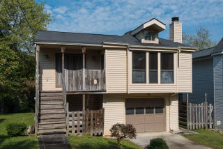 7651 Chatham Cir, Knoxville, TN 37909-1708