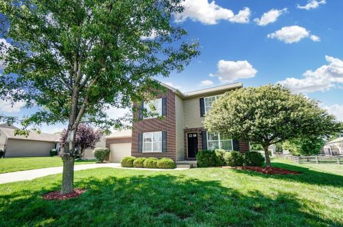 4028 Meadowood Dr, Liberty Township, OH 45044