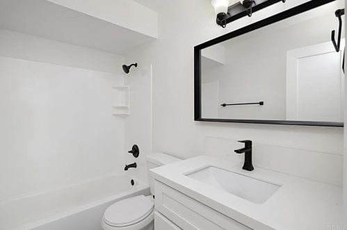 6602 Beadnell Way, San Diego CA 92117-5100 exterior