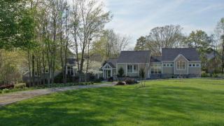 105 Island View Dr, Penhook, VA 24137-5021