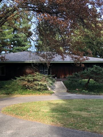154 Hilltop Rd, Miami, OH 45056-1572