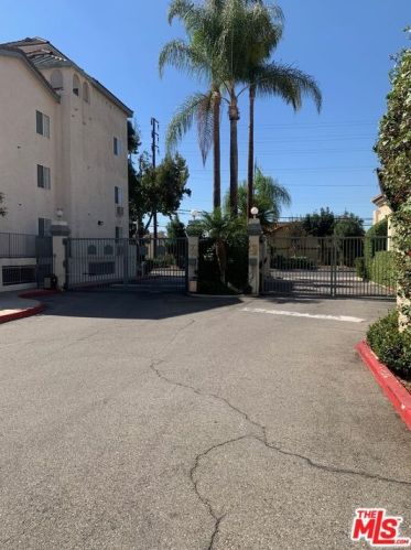 15000 Downey Ave, Paramount CA 90723-4597 exterior