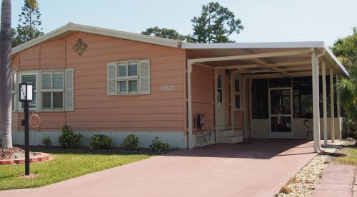 8621 Florence Dr, Fort Pierce, FL 34952-7954