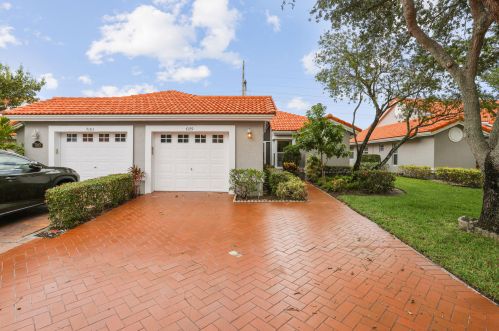 7179 Summer Tree Dr, Boynton Beach, FL 33437-3871