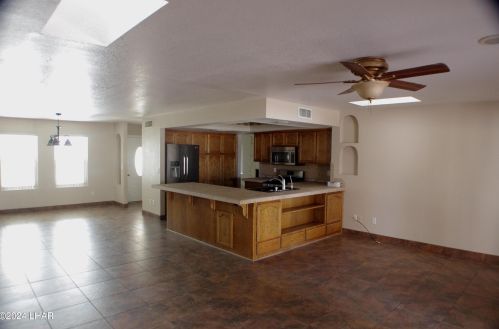 2021 Spruce Dr, Lake Havasu City AZ  86406-7561 exterior