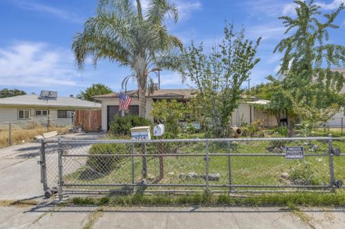 5716 Georgia Dr, North Highlands CA  95660-4725 exterior