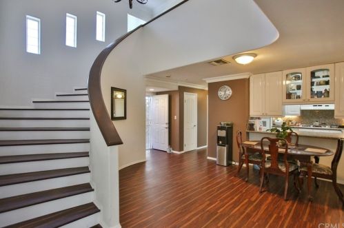 15338 Cornuta Ave, Bellflower, CA 90706-3910