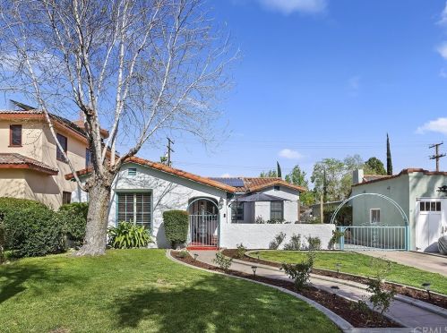 3039 Arrowhead Ave, San Bernardino, CA 92405-2601