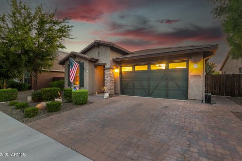 4962 Moccasin Trl, Gilbert, AZ 85298-0523