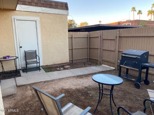 8413 34th Ave, Phoenix AZ 85053-2909 exterior