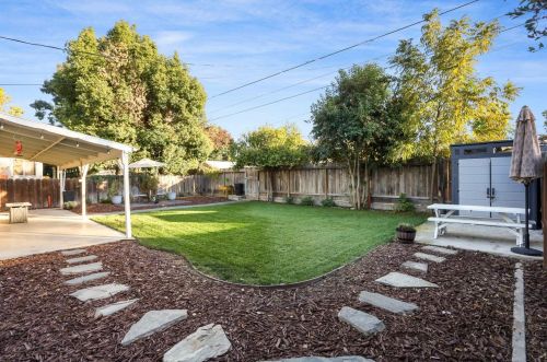 612 Catalina Way, Modesto CA  95350-4213 exterior