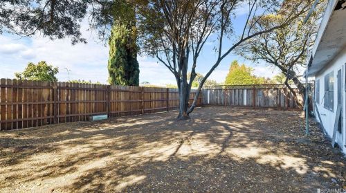 1684 Purdue Ave, Palo Alto CA  94303-1239 exterior