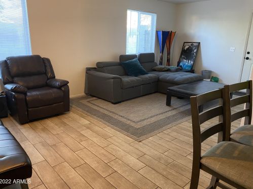 6034 Crestwood Way, Glendale, AZ 85301-6729