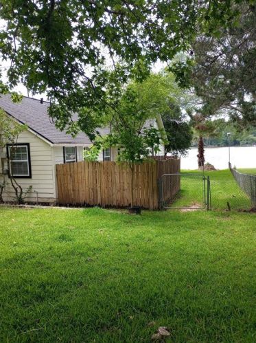 13545 Northshore Loop, Conroe TX  77304-5238 exterior