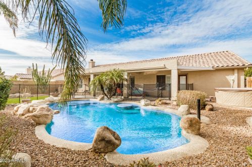 6109 Villa Theresa Dr, Glendale AZ  85308-8094 exterior