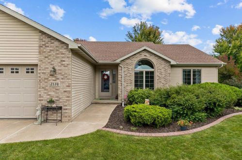 2134 Deer Haven Dr, Menasha, WI 54952-8913