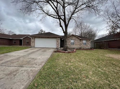 16888 Bob White Dr, Conroe TX  77385-3736 exterior