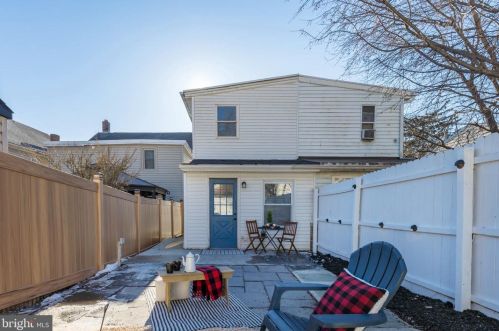 1513 3rd St, West Enola PA  17025-2395 exterior