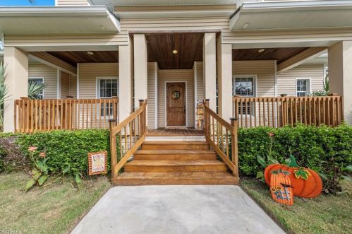 3295 12th Ave, Naples FL  34120-3592 exterior