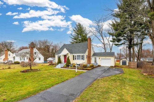 102 Rockwell Ave, Bloomfield, CT 06002-3202