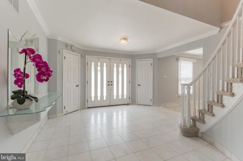 1314 Barnesdale Rd, West Deptford, NJ 08096-5737