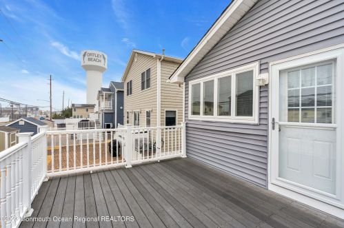 1950 Railway Ave, Pelican Island NJ  08751-1241 exterior