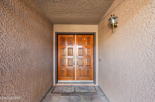 5010 South Regency Cir, Tucson, AZ 85711-3040