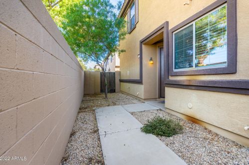 1529 81st Ln, Phoenix, AZ 85043-1126