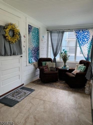 117 7th Ave, Roselle, NJ 07203-1939