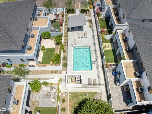 3128 Cheryl Dr, Phoenix AZ 85028-2329 exterior