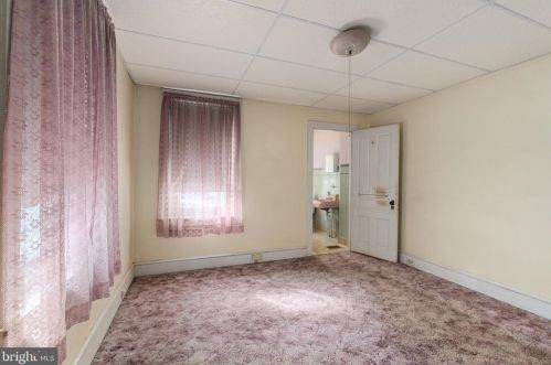 1210 Philadelphia Ave, Gilbertsville PA  19525-9573 exterior