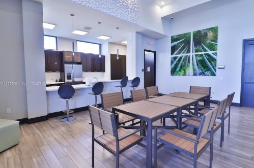 15832 91st Ct, Hialeah FL  33018-1951 exterior