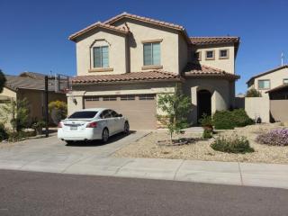10216 Parkway Dr, Tolleson, AZ 85353-4410