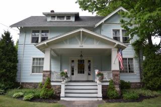 650 Center St, Medina, NY 14103-1048