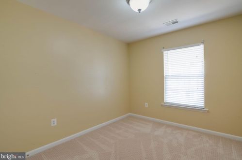 533 Legrace Ter, Leesburg VA  20176-1835 exterior