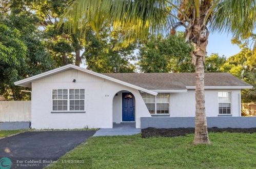 855 Azalea Dr, West Palm Beach, FL 33411-3402