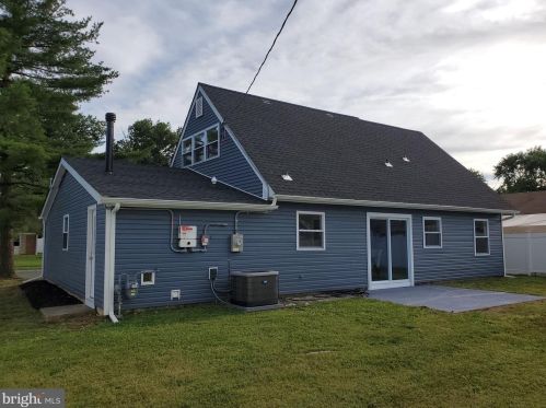 100 Echohill Ln, Willingboro NJ  08046-2206 exterior