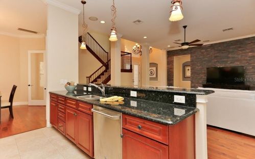 2641 Grand Lakeside Dr, Palm Harbor FL  34684-1028 exterior