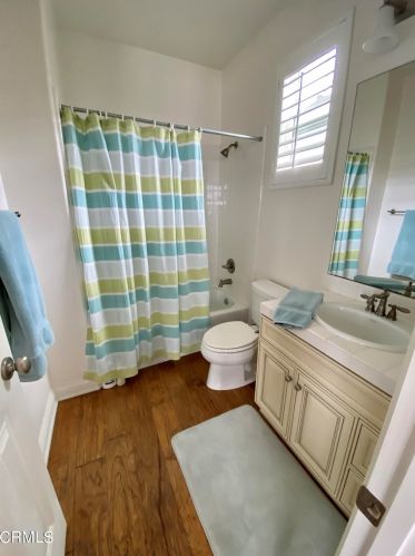 4157 Hemlock St, Oxnard CA  93035-1441 exterior