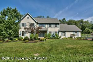 1600 Sutton Rd, Wilkes Barre, PA 18708-9570