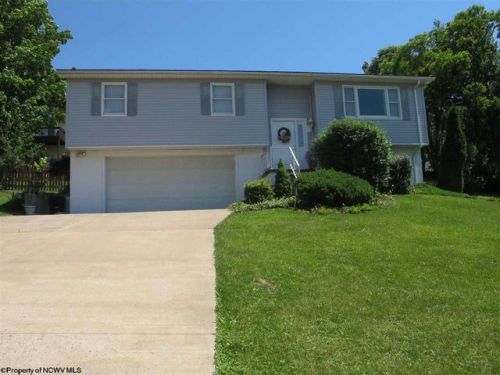1509 Westbrook Dr, Morgantown, WV 26508-6251