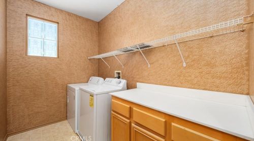 14561 Hummingbird Rd, Victorville CA  92394-7574 exterior