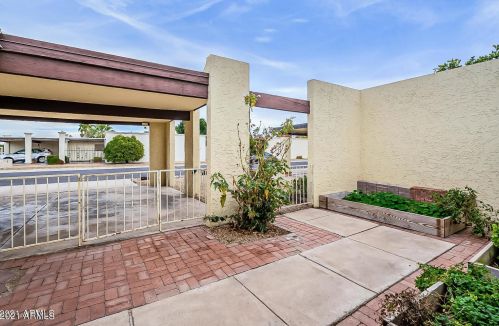 14038 30th Ln, Phoenix AZ  85053-5743 exterior