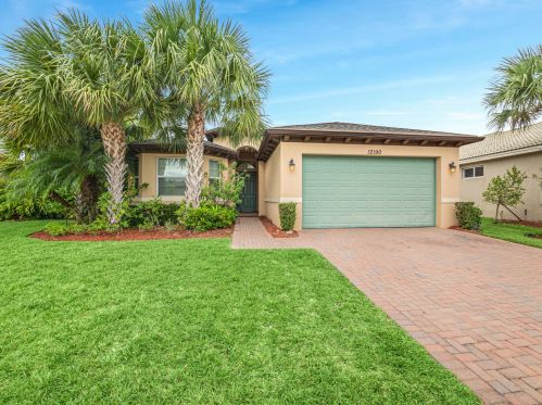 12190 Bennington Cir, Port Saint Lucie, FL 34987-2781