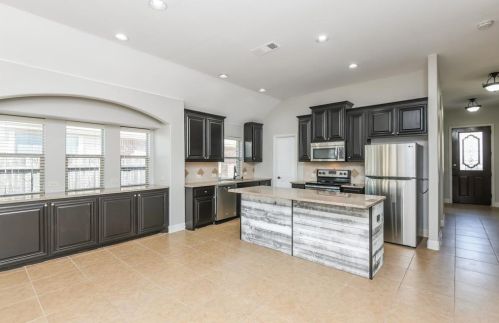 1313 Hearthstone Dr, Burleson TX  76028-0324 exterior