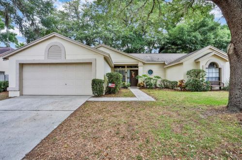 1223 Lacey Oak Dr, Apopka, FL 32703-1592